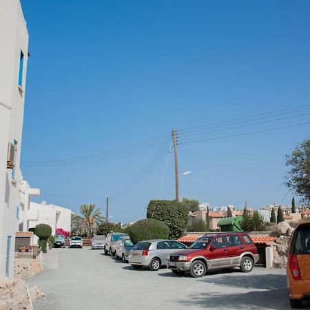 Modern Apartment Not Far From The Beach Pafos Zewnętrze zdjęcie