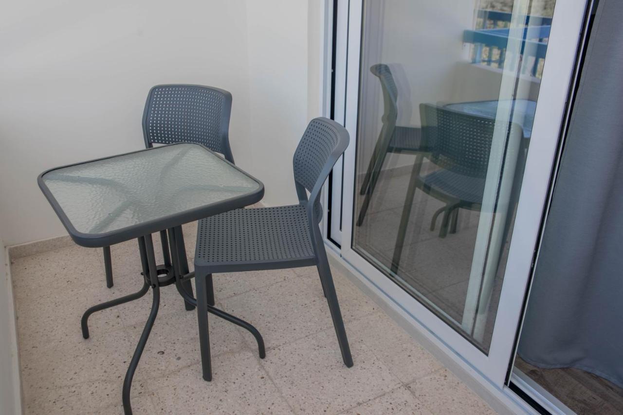 Modern Apartment Not Far From The Beach Pafos Zewnętrze zdjęcie