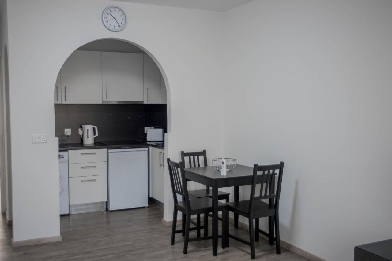 Modern Apartment Not Far From The Beach Pafos Zewnętrze zdjęcie